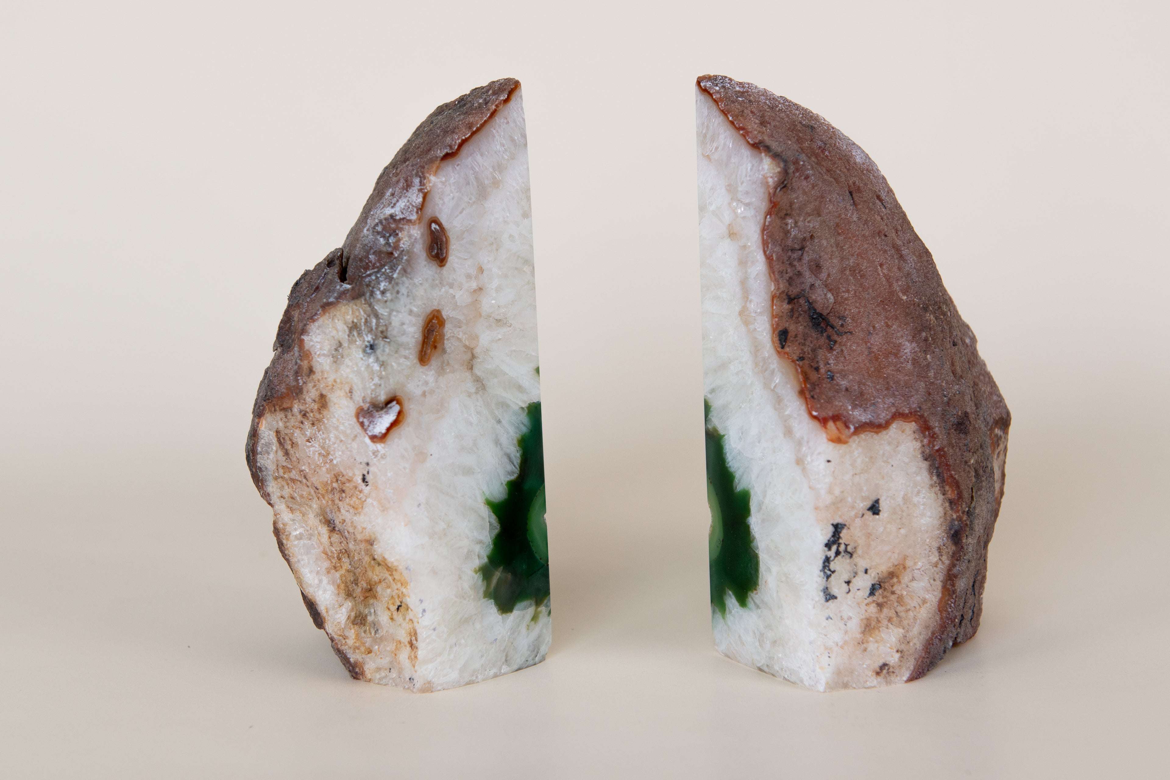 Emerald Core – Green Agate Bookends