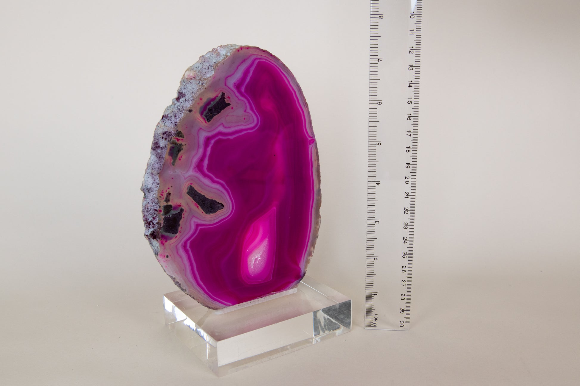 Rose Signal – Fuchsia Agate Slice with Base