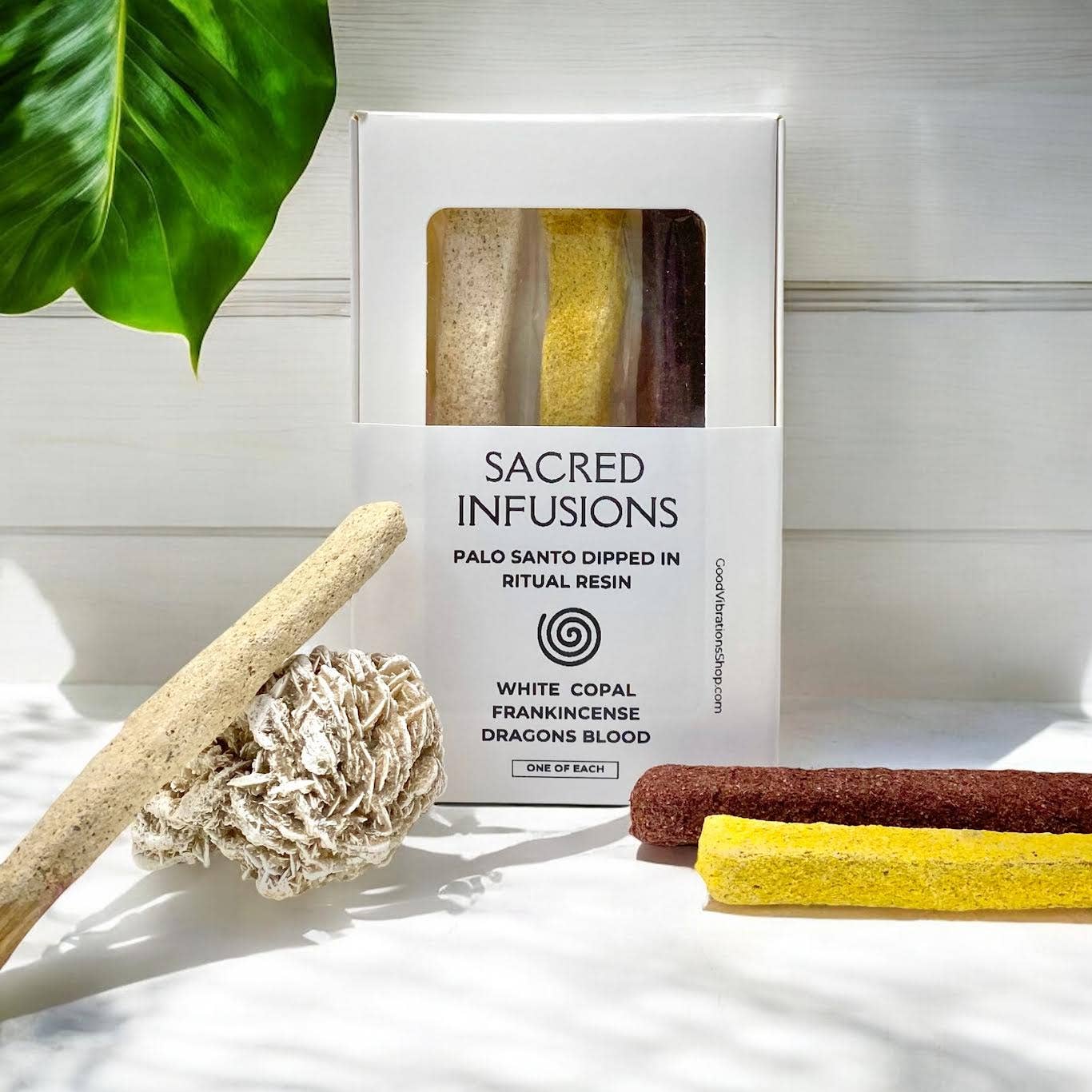 Dipped Palo Santo⎮White Copal, Frankincense & Dragon's Blood